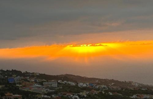 Las Rosas House | Casa Julián