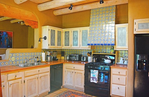 Arroyo Seco House | Casa Kachina in Beautiful Los Altos Great Mountain Views