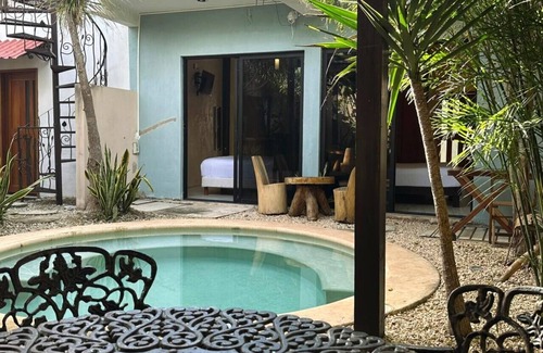 Chichen Itza - Valladolid House | Casa la roca 3, family room, A/C, wifi, with minibar and pool access