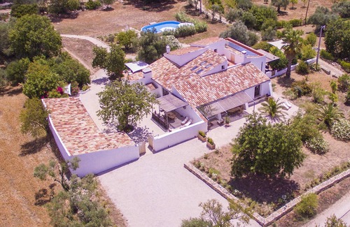 Fonte do Bispo House | Casa Lagar (Algarve, Portugal), beautiful vacation home with lots of privacy!