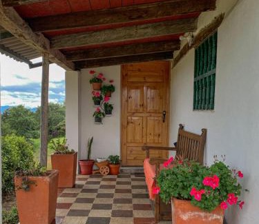 Mongui House | Casa Laurel