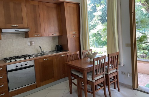 Camilluccia Apartment | “Casa Lily” Maisonnette with garden view