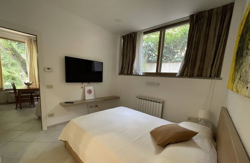 Camilluccia Apartment | “Casa Lily” Maisonnette with garden view