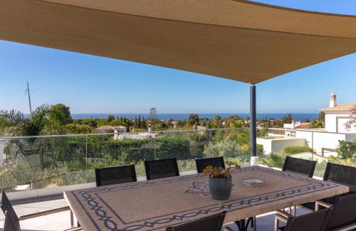 Carvoeiro Villa | Casa Limao Luxury villa sea views in Carvoeiro