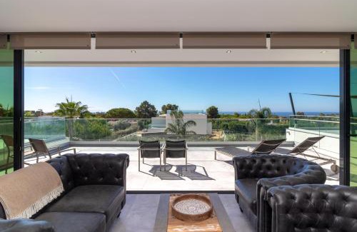 Carvoeiro Villa | Casa Limao Luxury villa sea views in Carvoeiro