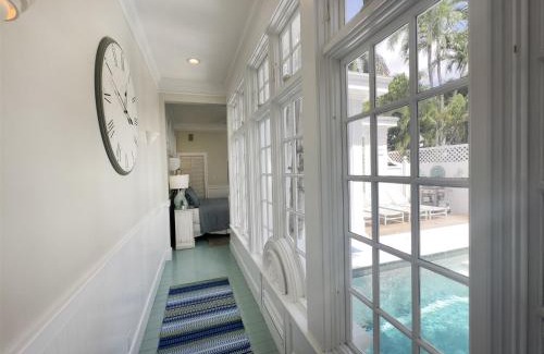 Downtown House | Casa Loca