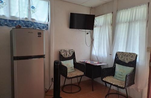 Los Angeles Chires House | Casa Los Ángeles