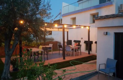 Pinos del Valle Bed & Breakfast | Casa los tejones