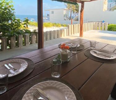 Puerto Morelos House | Casa Lucia Beachfront Puerto Morelos