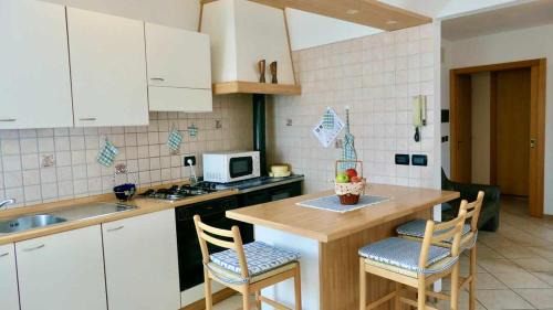 Baselga di Pine Apartment | Casa Lucia vista montagna Tressilla Ospitar