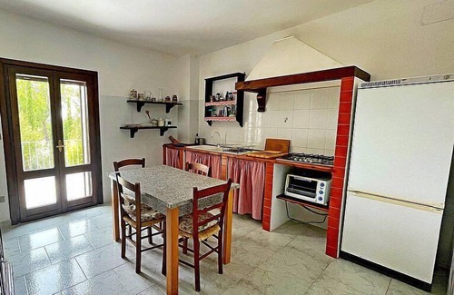 Campagnatico House | Casa Maggiorana C: A characteristic and welcoming apartment that is part of an ancient country house surrounded by the greenery, with Free WI-FI.