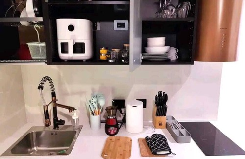 Turro Apartment | Casa MaMo: Design & Vintage above Subway: +Parking