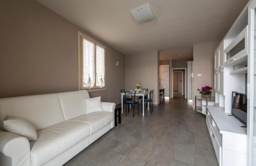 Salo Apartment | Casa Mari Fronte Lago