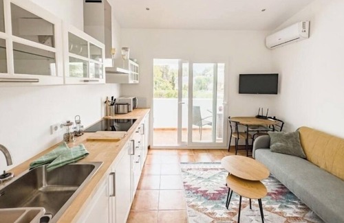 Costa Nova Apartment | CASA MARIA TOP FLOOR APRTMENT WITH POOL