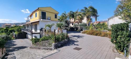 Scillichenti House | Casa Mariano