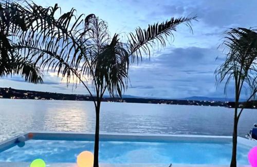 Tequesquitengo House | Casa Mediterránea, lujo y confort junto al lago