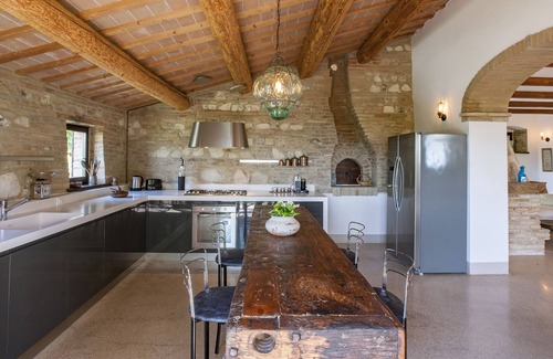 Montefelcino Villa | Casa Melograno 11+2, Emma Villas