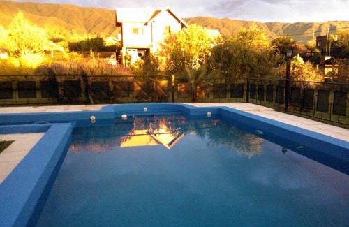 Merlo House | Casa MERLITO - PISCINA DE USO EXCLUSIVO - HERMOSAS VISTAS A LAS SIERRAS -VILLA DE MERLO - SAN LUIS