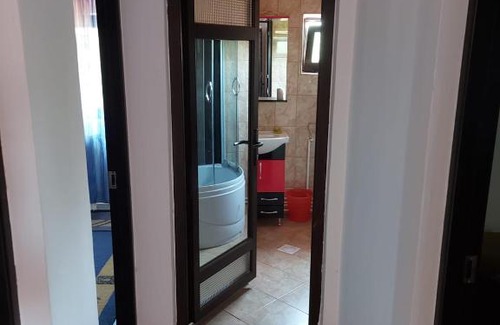 Dragutesti House | Casa Miroiu