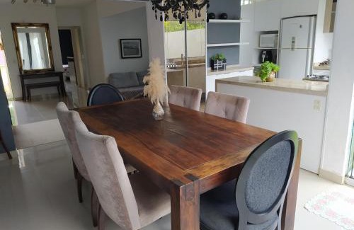 Palhoca House | Casa na Grande Florianopolis