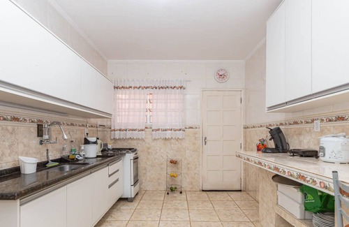 Pereque House | Casa no Guarujá com piscina e lazer completo