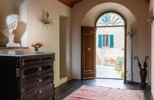 Castelmuzio Villa | Casa Nobile - Luxury Villa in Val D'Orcia - Authentic Tuscany Living