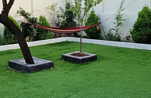 Puertollano House | Casa Oasis Puertollano, una casa rural en Puertollano, agradable, con Piscina en zona tranquila