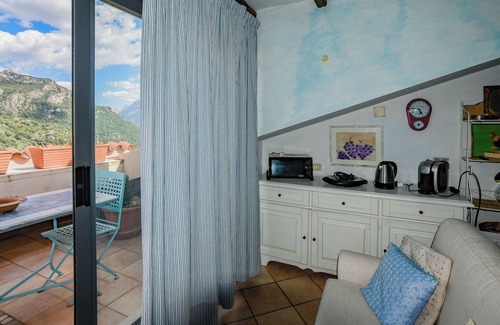 Nuoro Apartment | Casa Ortobene - One Bedroom Apartment, Sleeps 2