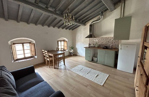 Panzano in Chianti Apartment | Casa Osci: Simple and Cozy Apartment with Vineyard Views in the Heart of Chianti