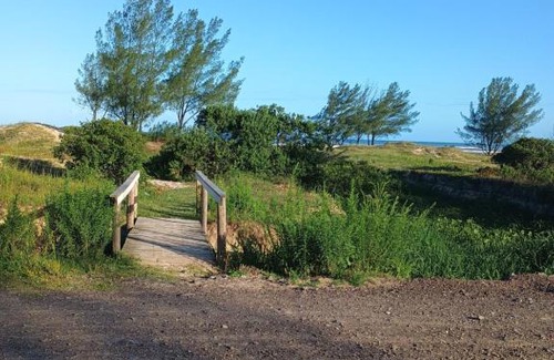 Arroio Teixeira House | Casa Pé na Areia