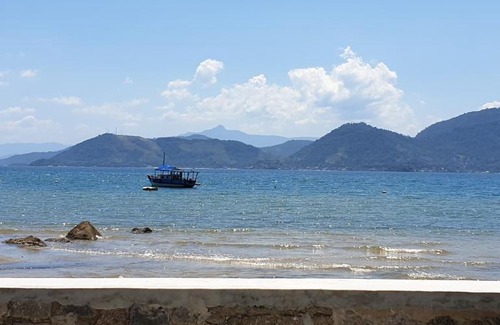 Biscaia House | Casa pé na areia em Angra dos Reis