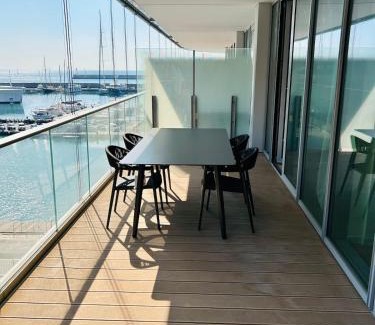 Genoa Apartment | Casa Piano Waterfront Wifi free parking