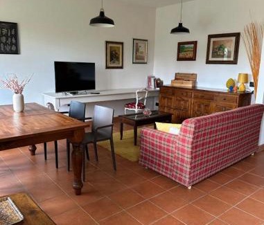 Montemerano Apartment | Casa Pruno Rosso