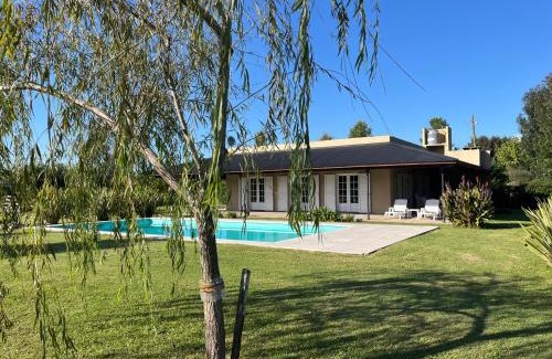 Mercedes Villa | Casa Quinta