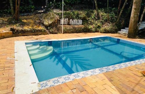 La Vega Villa | Casa Quinta privada con piscina soleada Billar, Tejo, Jacuzzy climatizado, kiosco