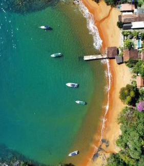 Praia de Aracatiba House | Casa Quintal - Pé na Areia - Araçatiba Ilha Grande