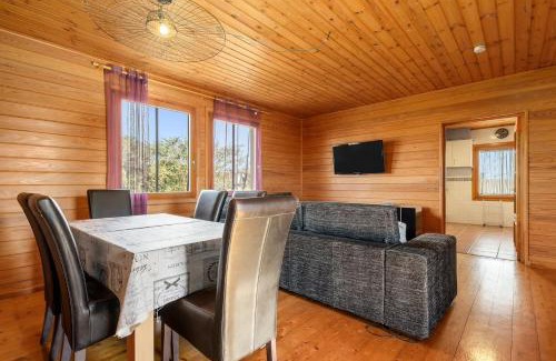 Sant Jaume d'Enveja House | Casa Roger i Clara