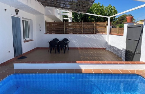 Riumar House | Casa Rogi, with pool, ideal for family, on main street and near the beach