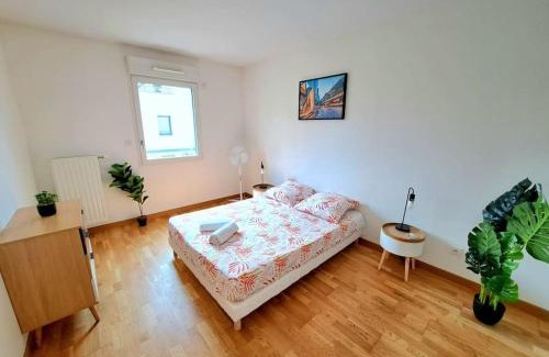 Tassin-la-Demi-Lune Apartment | Casa Rosa : appartement moderne avec balcon