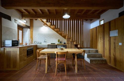 Traguntia Apartment | Casa Rural Caenia Parejas