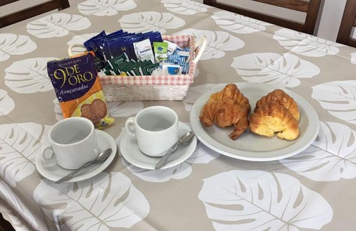 Ramallo House | Casa rural cerca del arroyo y el río Paraná