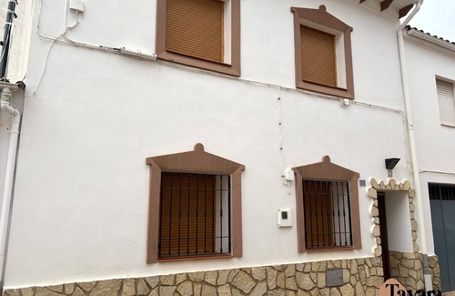 Segura de la Sierra House | Casa Rural con Terraza y Barbacoa en Pleno Parque Natural