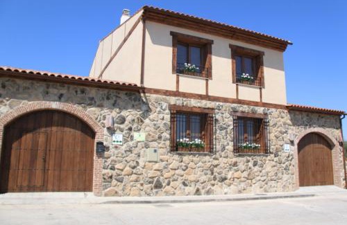 Valdefuentes House | Casa Rural El Olivar de Valdefuentes