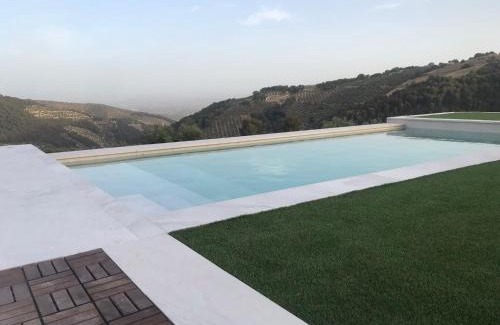 Montefrio Villa | CASA RURAL LA CHOZA DE MINDO