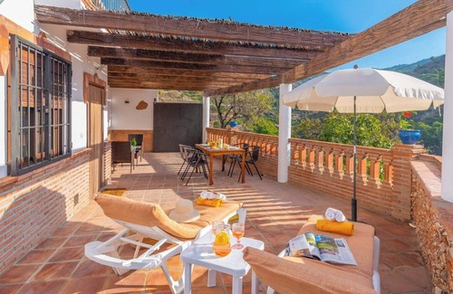 Nerja Villa | Casa Rural La Miel Nerja by Ruralidays