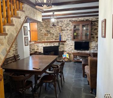 Puebla de Sanabria House | Casa Rural Los Cabritos de Tomás