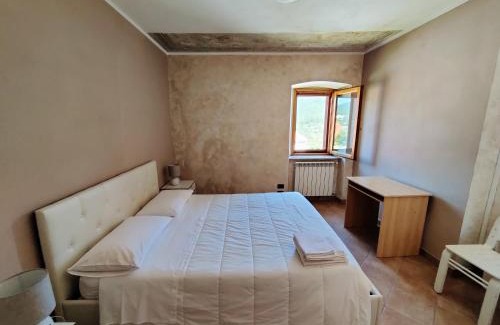 Sessano del Molise House | Casa rustica con terrazza e barbecue