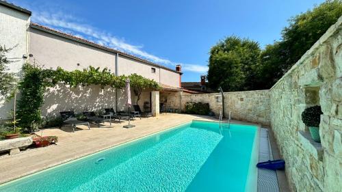 Buici Apartment | Casa Rustica