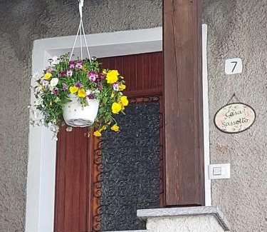 Dumenza Apartment | Casa Sassello - Appartamento Menta