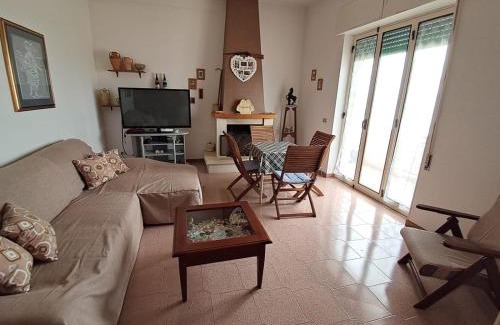 Cava dʼAliga Apartment | Casa Scifo Vista Mare